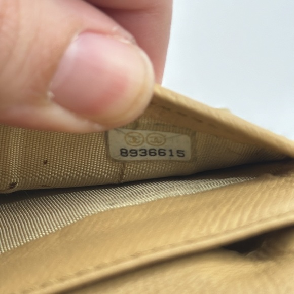 Beautiful Vintage Chanel wallet - Picture 5 of 10